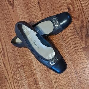 Salvatore Ferragamo boutique pumps